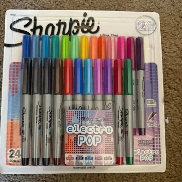 Sharpie Electro Pop Permanent Markers Set - 24 Count - Picture 1 of 2